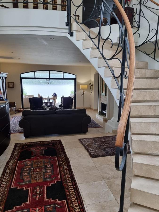 Lodge On Lake 윌더니스 외부 사진